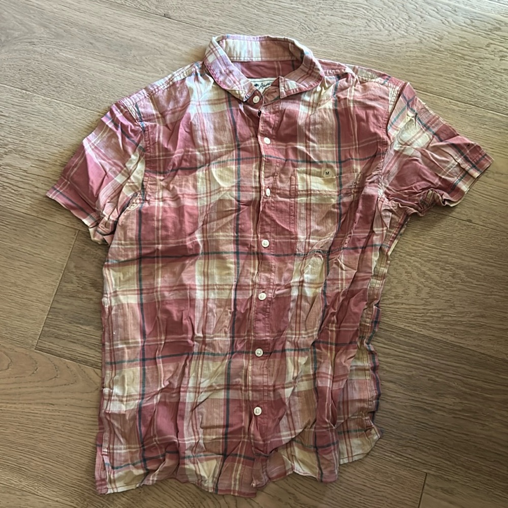 American Eagle Mens Medium Button Down Short Sleeve